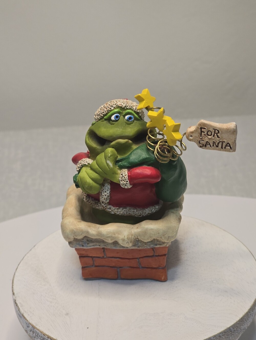 Wobbly Bobbling Christmas Frog in Chimney Figure Decor  [ Read Details ]